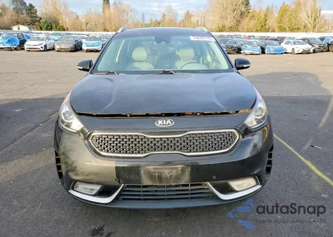 2019 Kia Niro Touring z USA, uszkodzony, nr VIN KNDCE3LC6K5250791